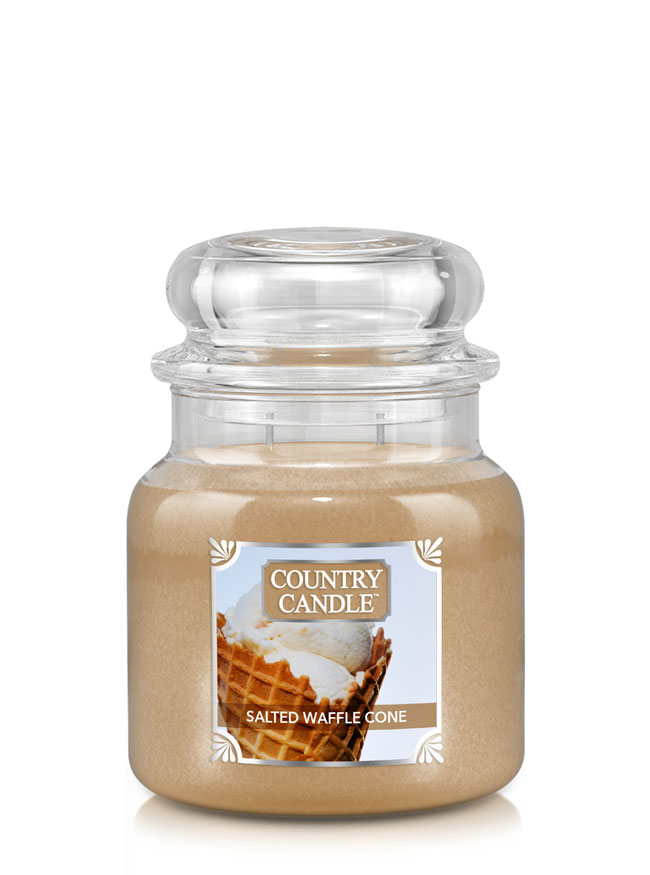 Country Candle Salted Waffle Cone srednje velika dišeča sveča z 2 stenjema (453 g)